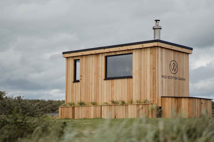 Sauna-Erlebnis an einem wilden schottischen Strand in Elie, Fife
