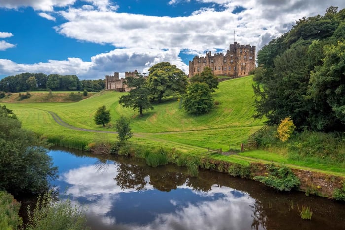 Alnwick Castle och Scottish Borders Tour från Edinburgh