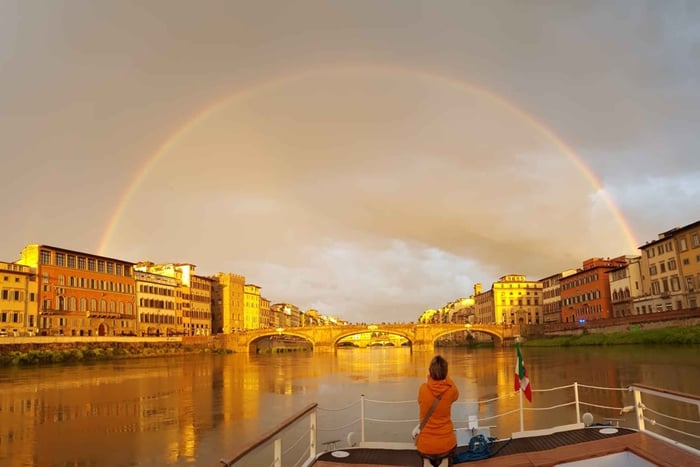 Arno River Cruise with Aperitivo