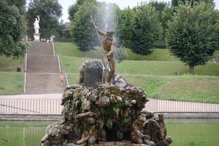 Florence: Boboli The Medici Gardens & Hidden Messages