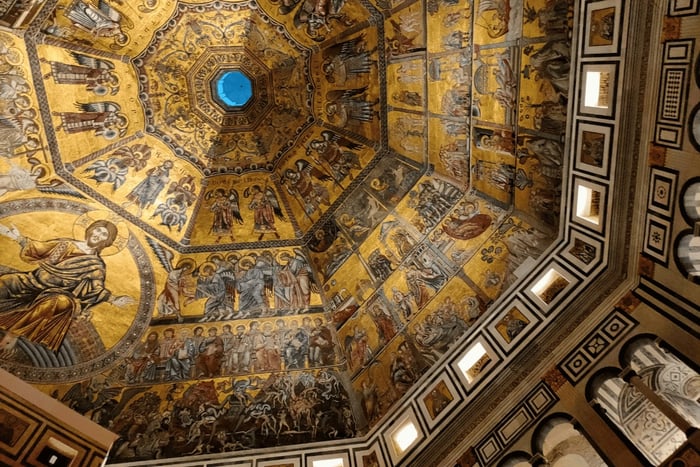 Florence: Duomo Dawn Entry with Key Holder & Dome Climb Tour