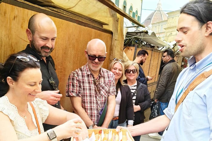 Florence Local Food Tour with Street Tasting & Sightseeing