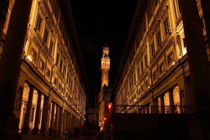 Firenze Noir: Storie di Potere, Intrighi e Segreti