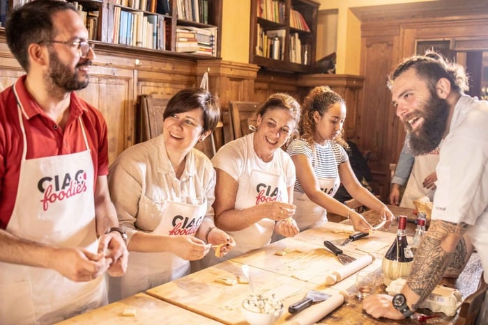 Florence: Pasta & Tiramisu Class with Unlimited Wine