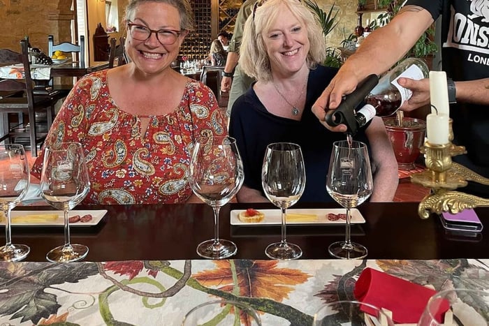 From Siena: Tuscany, Montepulciano Tour with Wine & Lunch