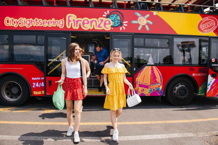 Hop-on Hop-off Bus Tour