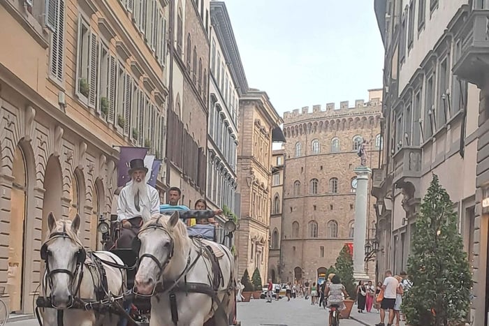 Passeio em carruagem medieval: descubra Florença como um viajante de outros tempos