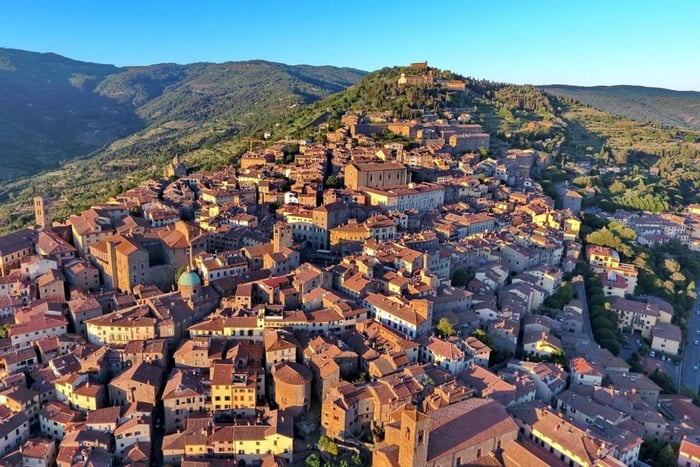Visite privée de Florence à Cortona et Montepulciano