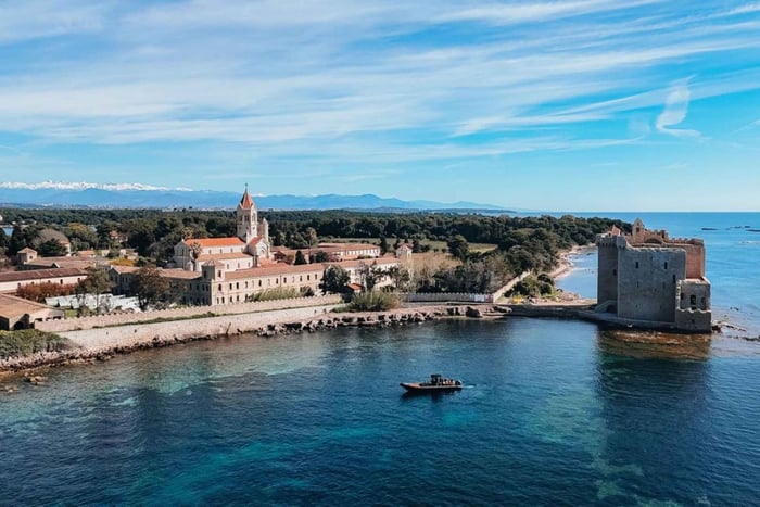 Fuga in barca alle Isole di Lérins da Mandelieu-la-Napoule
