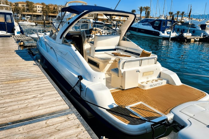 Cannes: Boot und Jetski Mandelieu