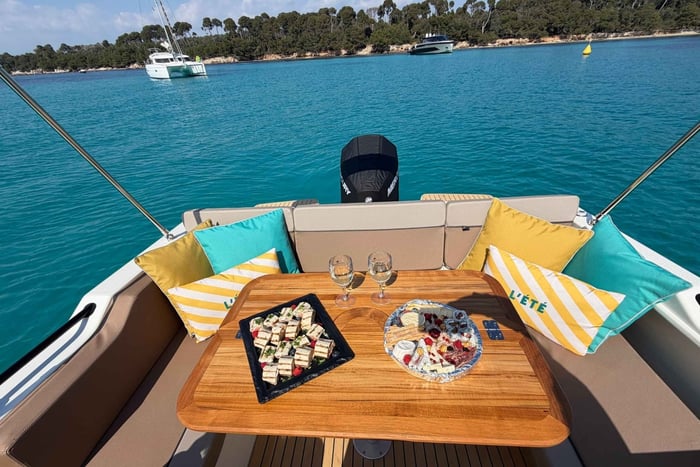 Cannes : Sortie en bateau privé avec skipper aux îles de Lérins
