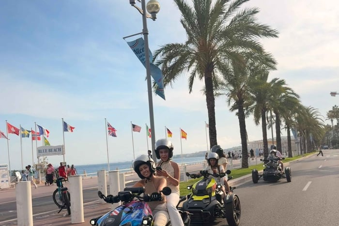 Nice: Guided City Tour by Can-Am