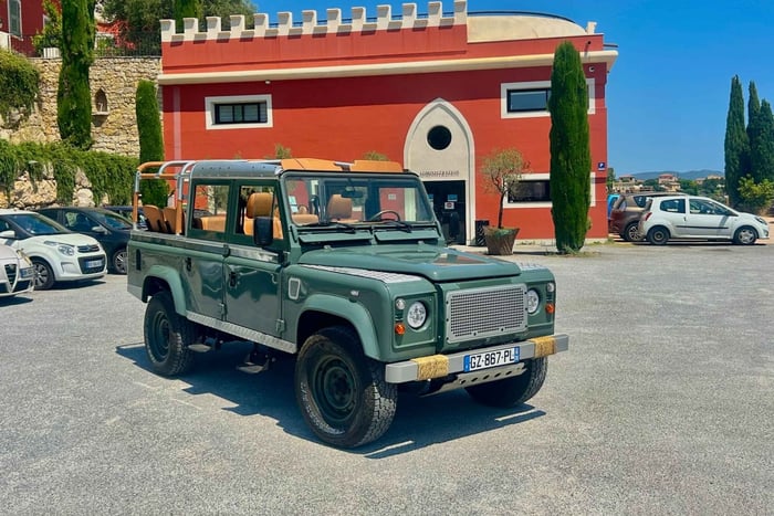 Nizza: degustazione di vini nell'entroterra a bordo di un Defender