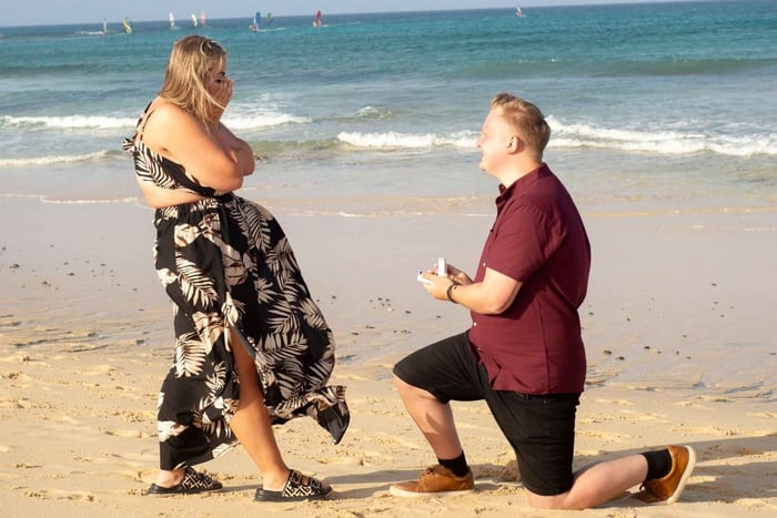 Fuerteventura Dunes: Marriage Proposal with Photoshoot