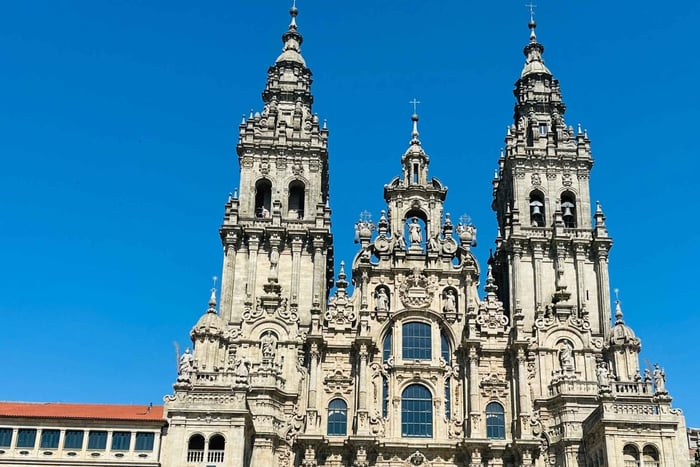 Excursão de 1 Dia p/ Santiago, Valença e Tui saindo do Porto