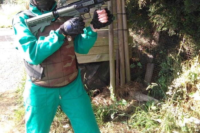 Lugo: Action Paintball Experience with Equipment & 200 Balls
