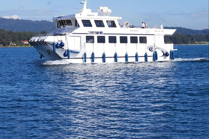 O Grove: Tour en barco por la ría de Arousa con degustación de mejillones