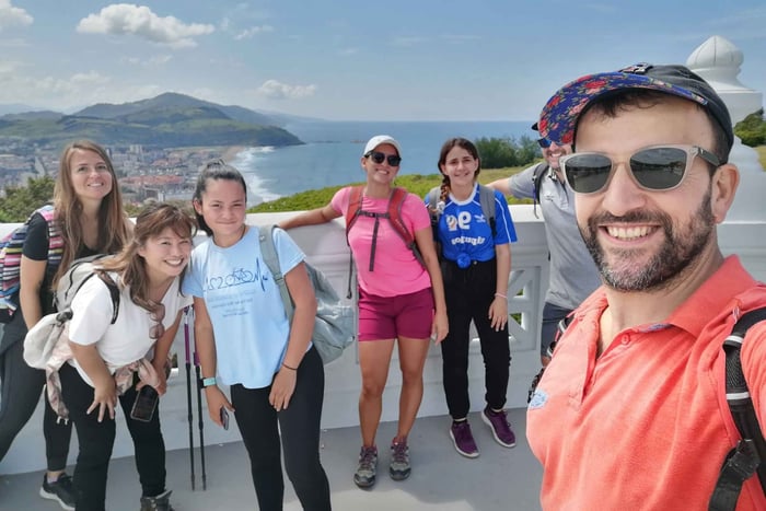 From San Sebastian: Guided Coastal Hike with Winery Tasting