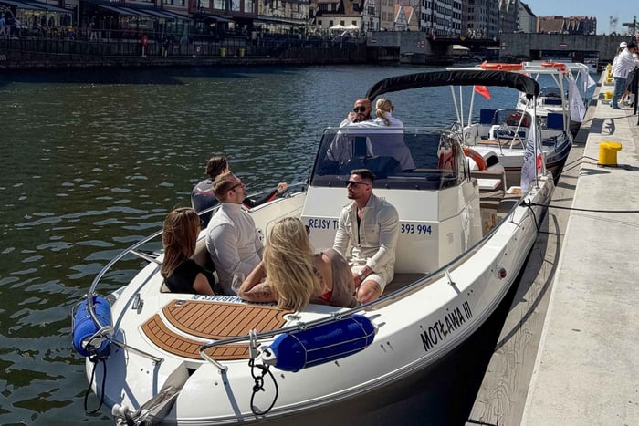 Gdansk: Cruise on the Motlawa River with Glass of Wine