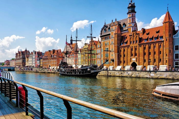 Gdańsk: Old Town & Basilica Tour with Optional Viewpoint