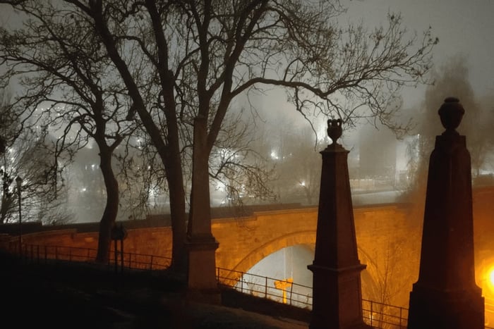 Glasgow: Ghouls, Ghosts & Gruesome Tales Guided Walking Tour