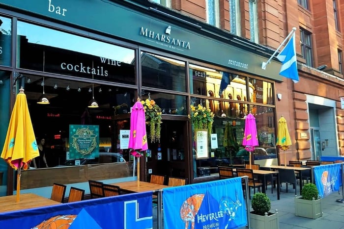 Glasgow: Haggis Tasting with a Dram of Scottish Whisky