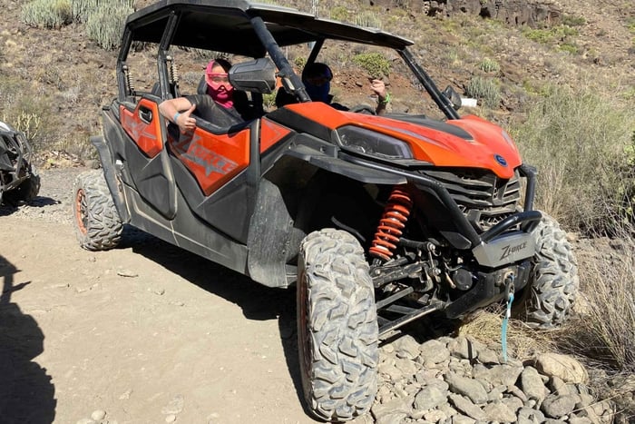 tour fuoristrada in buggy a 4 posti per famiglie