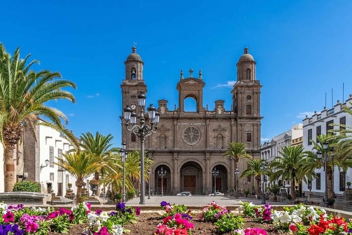 Full Day Private Tour in Las Palmas from Gran Canaria Port