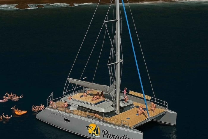 Gran Canaria: Catamaran trip with drinks, lunch, and snorkeling