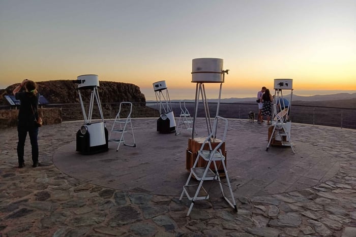 Stargazing Tour with big Telescopes & Pickup