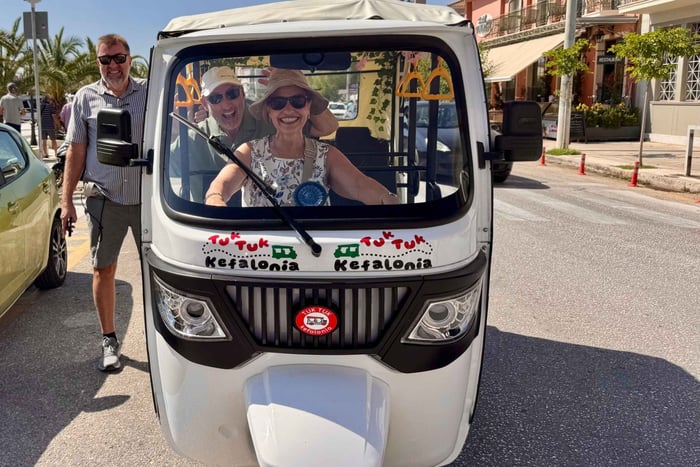 Argostoli: Tuk Tuk Sightseeing Tour - Caretta Caretta