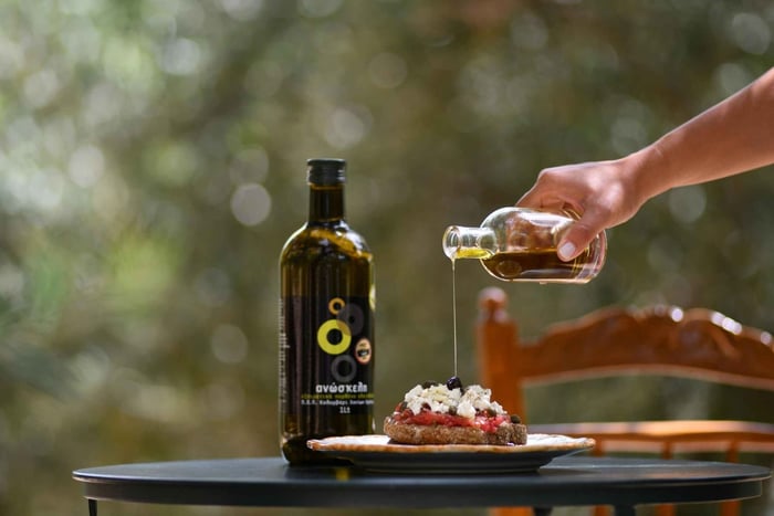 La Canea: Cata de vinos y aceite de oliva y pueblos históricos (privado)