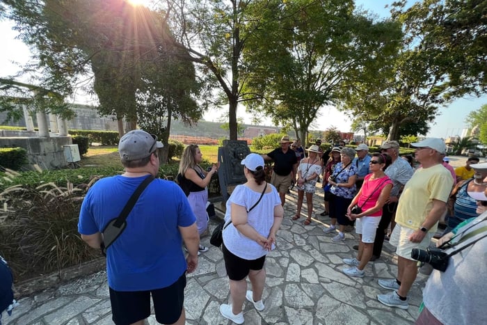 Corfu: Old Town Guided Walking Tour Small Group