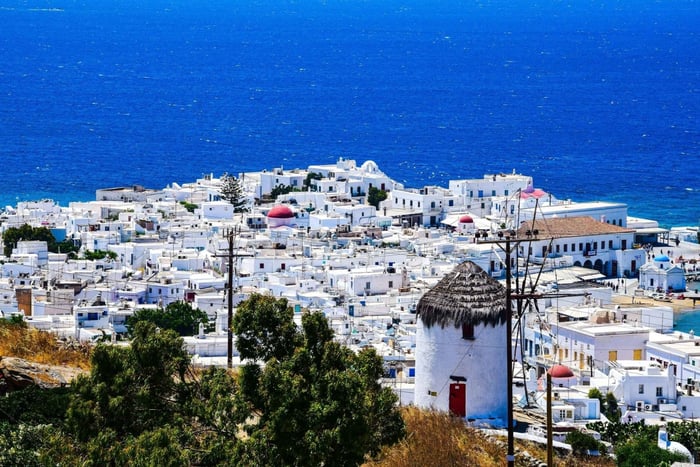 From Kalafatis to Little Venice – The Mykonos Journey