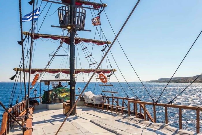 Kardamaina: 2 öar kryssning till St.Antonios, Yali med BBQ