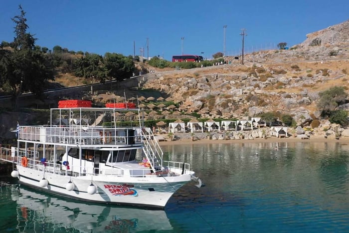 Lindos: Aperoll Spritz-båttur, 4 badestopp