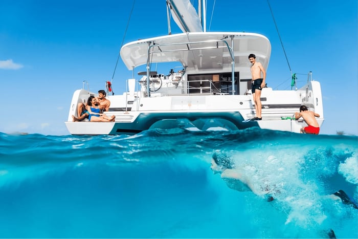 Mykonos: Catamaran Cruise with Lunch, Drinks and Transfer