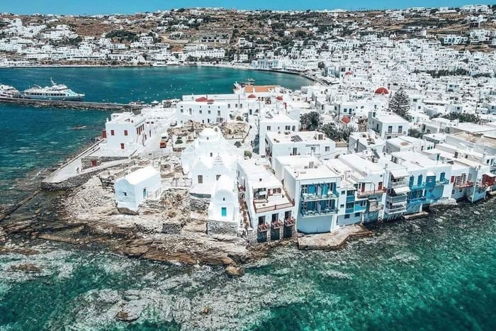 Mykonos: Myths, Gods & Ancient Stories Jeep Adventure!