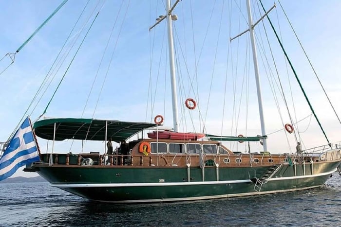 Naxos: AZUL CRUISES Daily to Rina's Cave - Koufonisia & BBQ