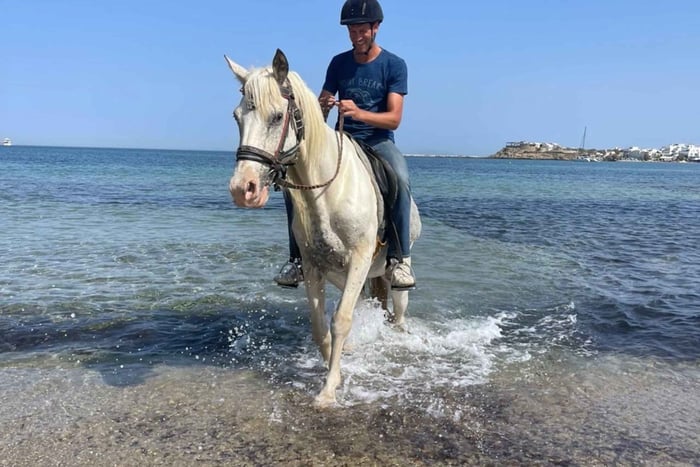 Naxos: Ridning
