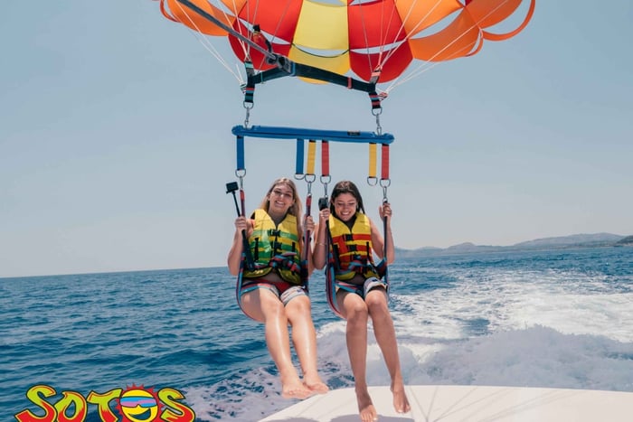 Parasailingervaring in Faliraki