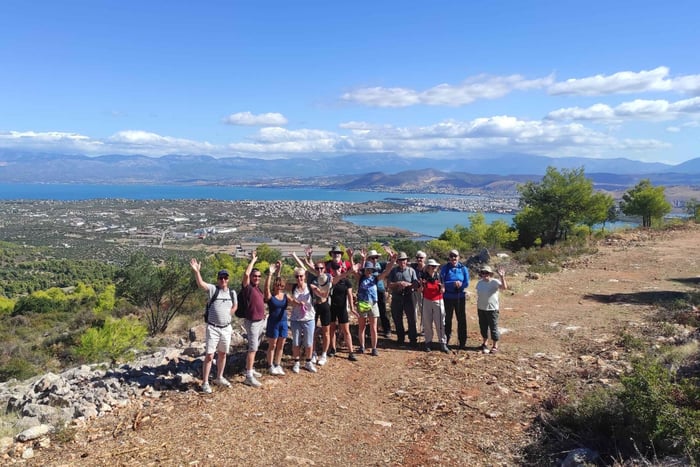 Caminhada Particular de Vinhos na Trilha Ritsona, Tour na Vinícola Orgânica Tzivani