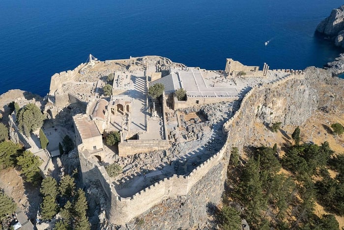 Rhodes: Rodos: Lindoksen akropolis Pääsylippu ja ääniopas.