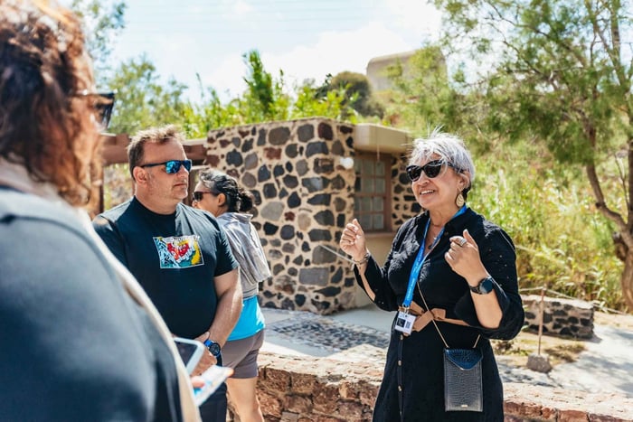 Santorini: Experience Akrotiri with a Licensed Tour Guide