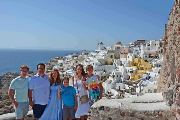 Santorini Highlights Tour with Wine Tasting option