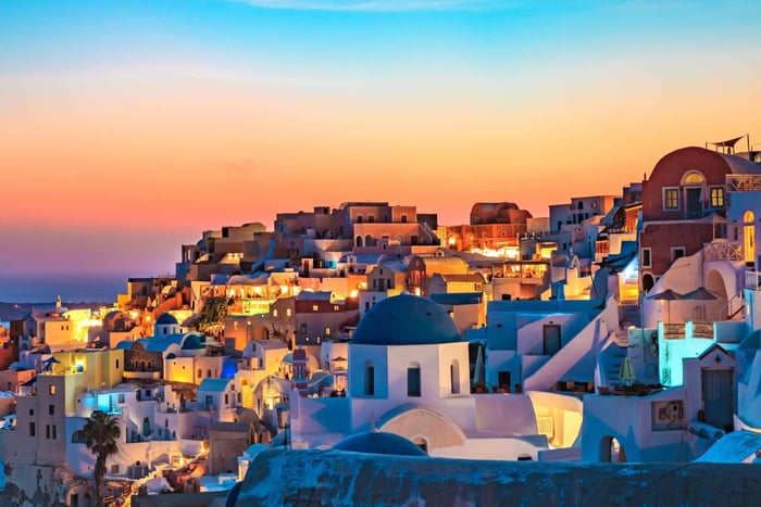 Santorini: paseo en barco al atardecer al volcán y a las aguas termales