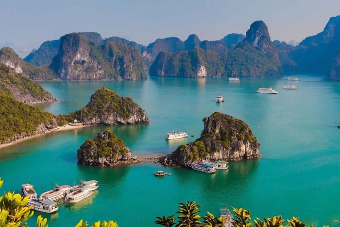 Hanoï : 2 jours à Ha Long UNESCO avec nuit à l'hôtel et Yen Tu