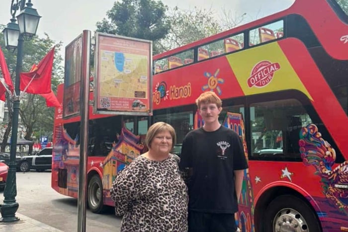 stadstour en streetfood met de hop-on-hop-off-bus