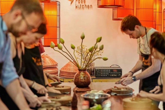 Hanoi: Rose Kitchen: Pho/Bun Cha/Nem+ Free Egg/ Salt Coffee