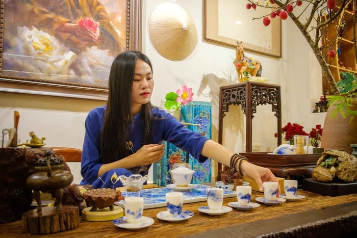 Hanoi Tea Workshop: Artisan Tea, Culture Origins & Snacks
